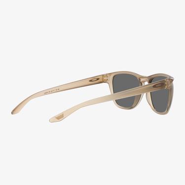  Oakley Injected Erkek Bej Güneş Gözlüğü