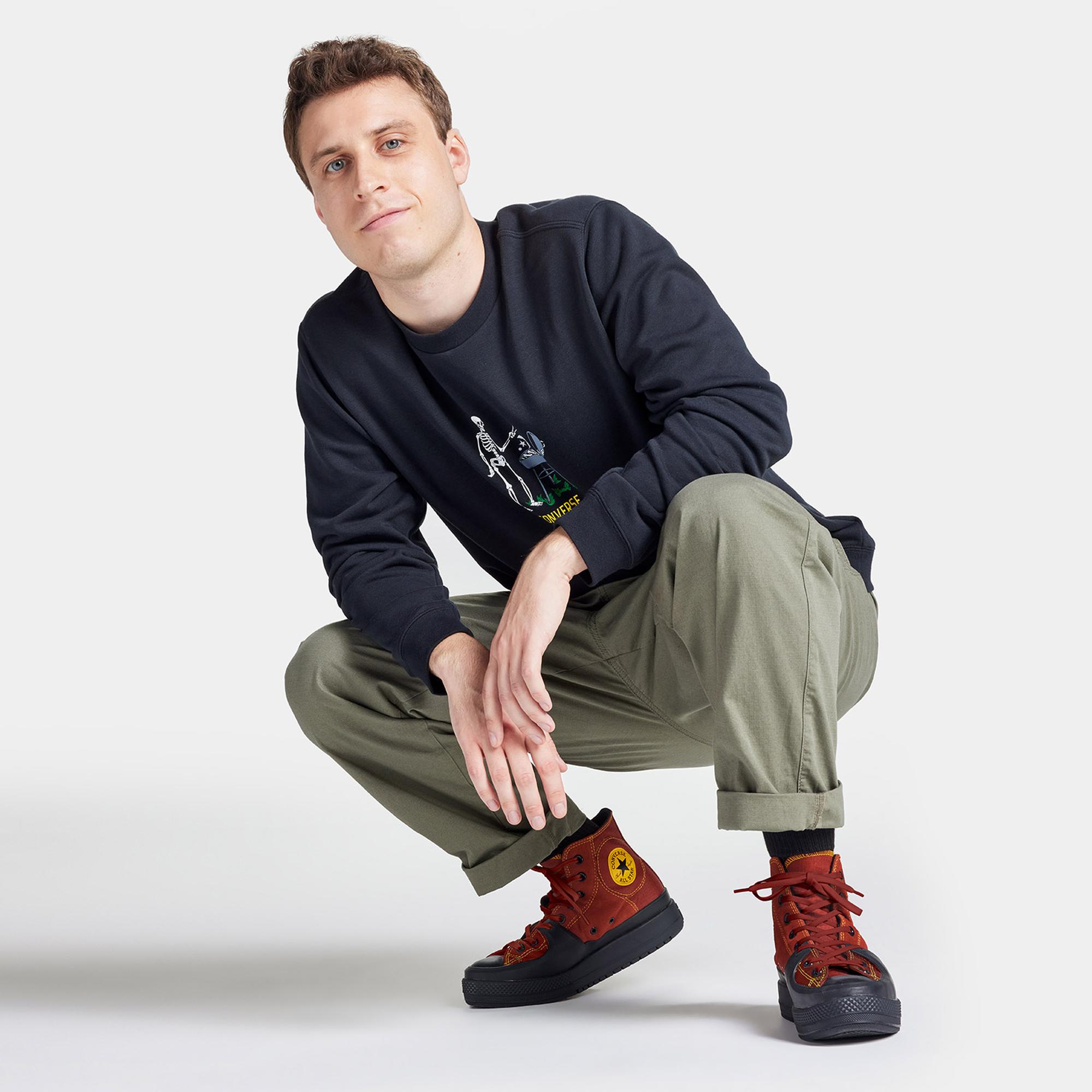 Converse Grilling Skeleton Graphic Crew Erkek Siyah Sweatshirt