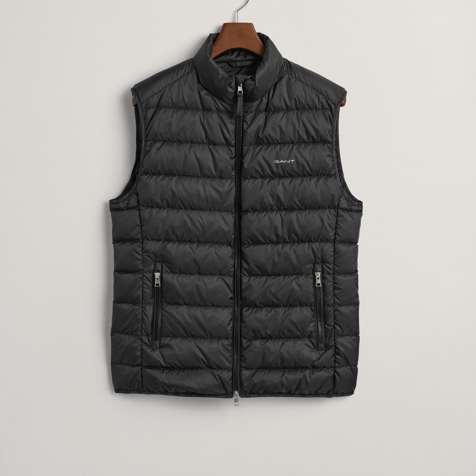 GANT Erkek Siyah Dik Yaka Kapitone Yelek