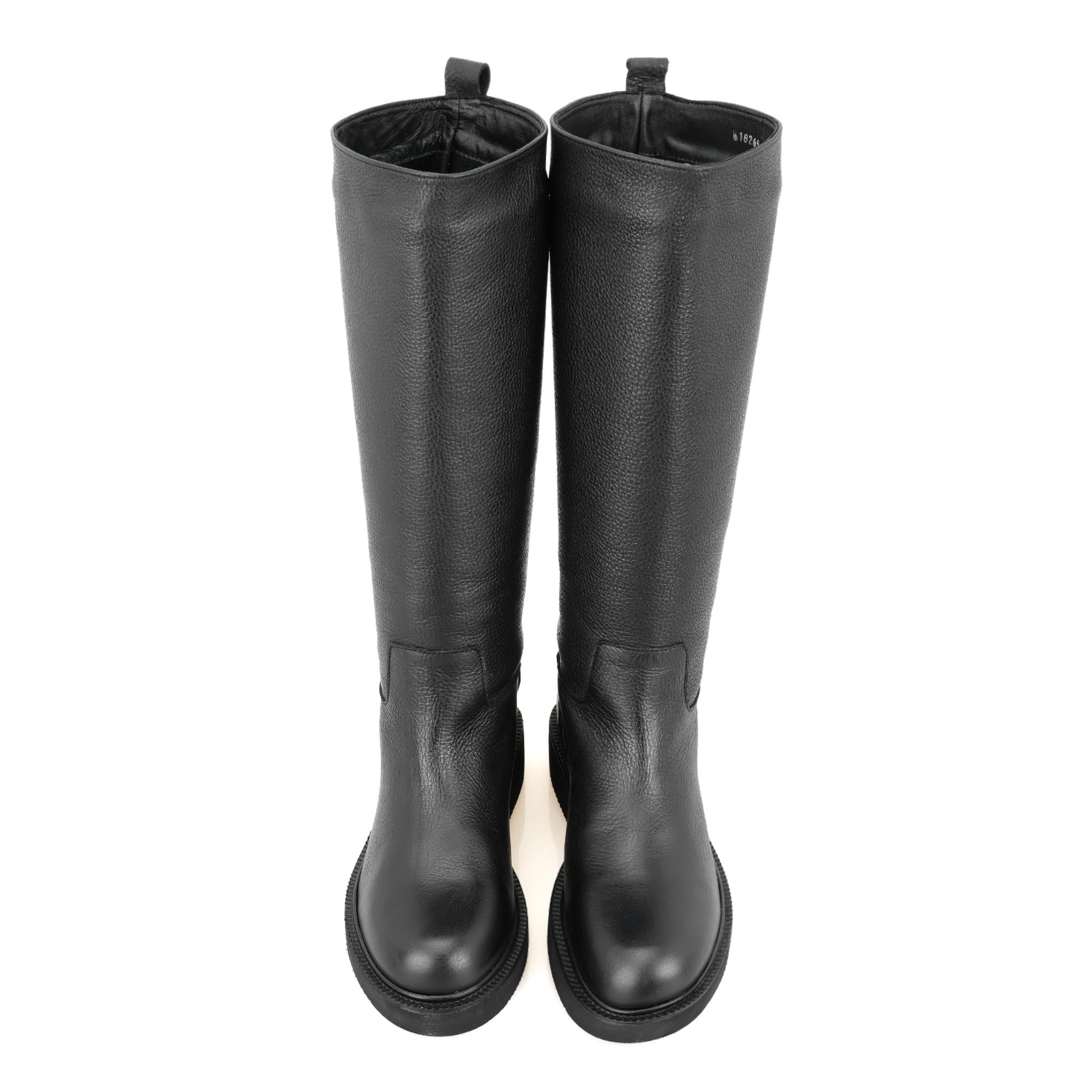 Kadın Siyah Deri Çizme
