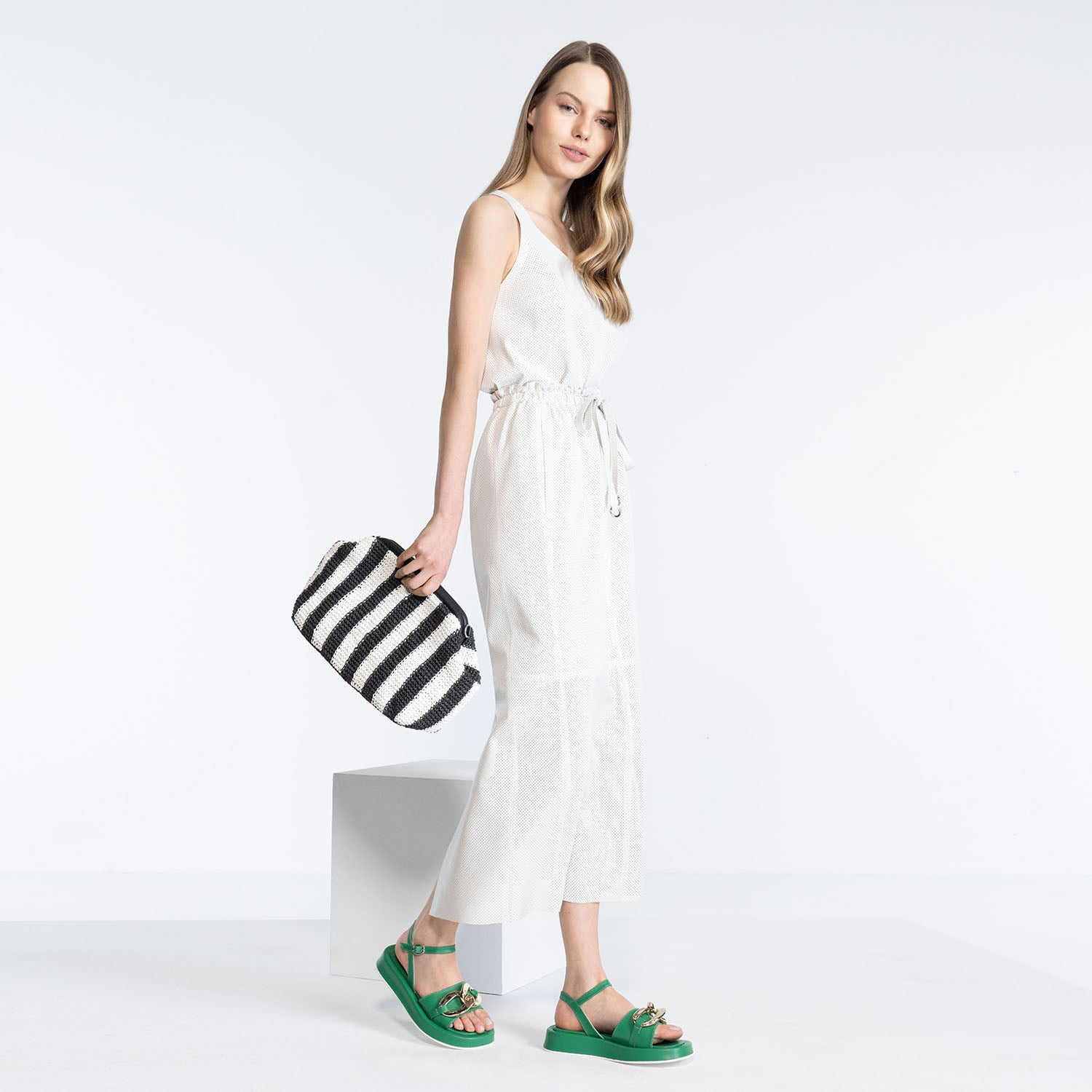  Juliet Beyaz Kadın Perforeli Deri Etek