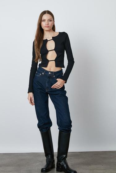  Göğüs Dekolte Uzun Kollu Bluz