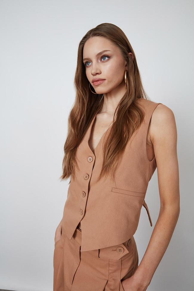  Arkası Kemerli Yelek