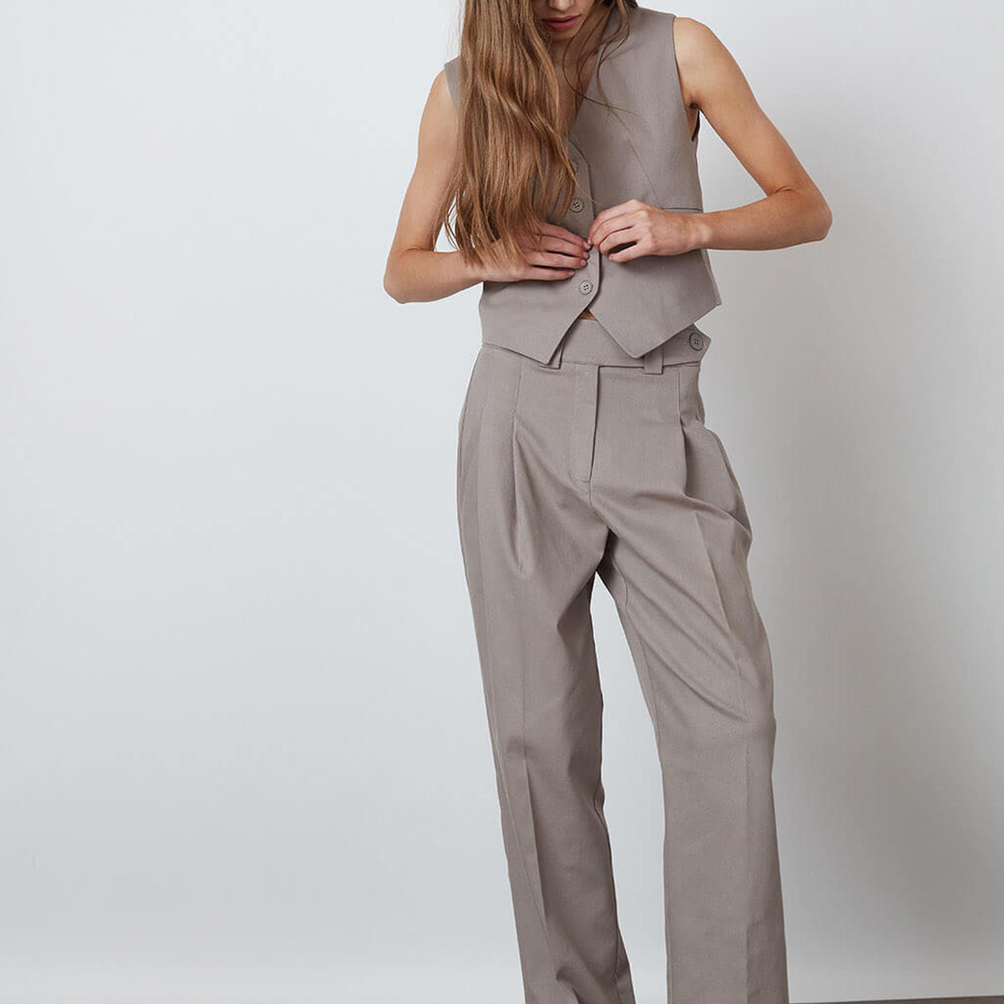 Arkası Kemerli Yelek