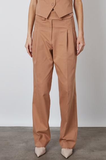  Kemer Detaylı Pantolon