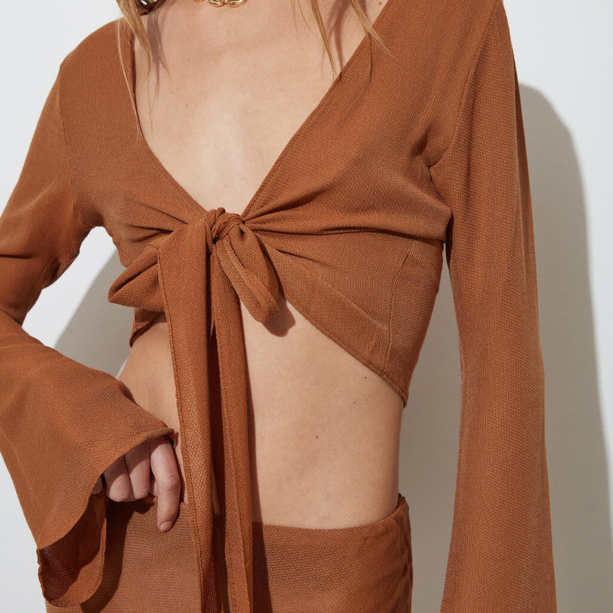 İspanyol Kollu Önü Bağlamalı Bluz