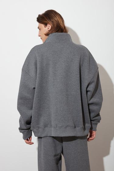  Dik Yaka Oversize Sweatshirt