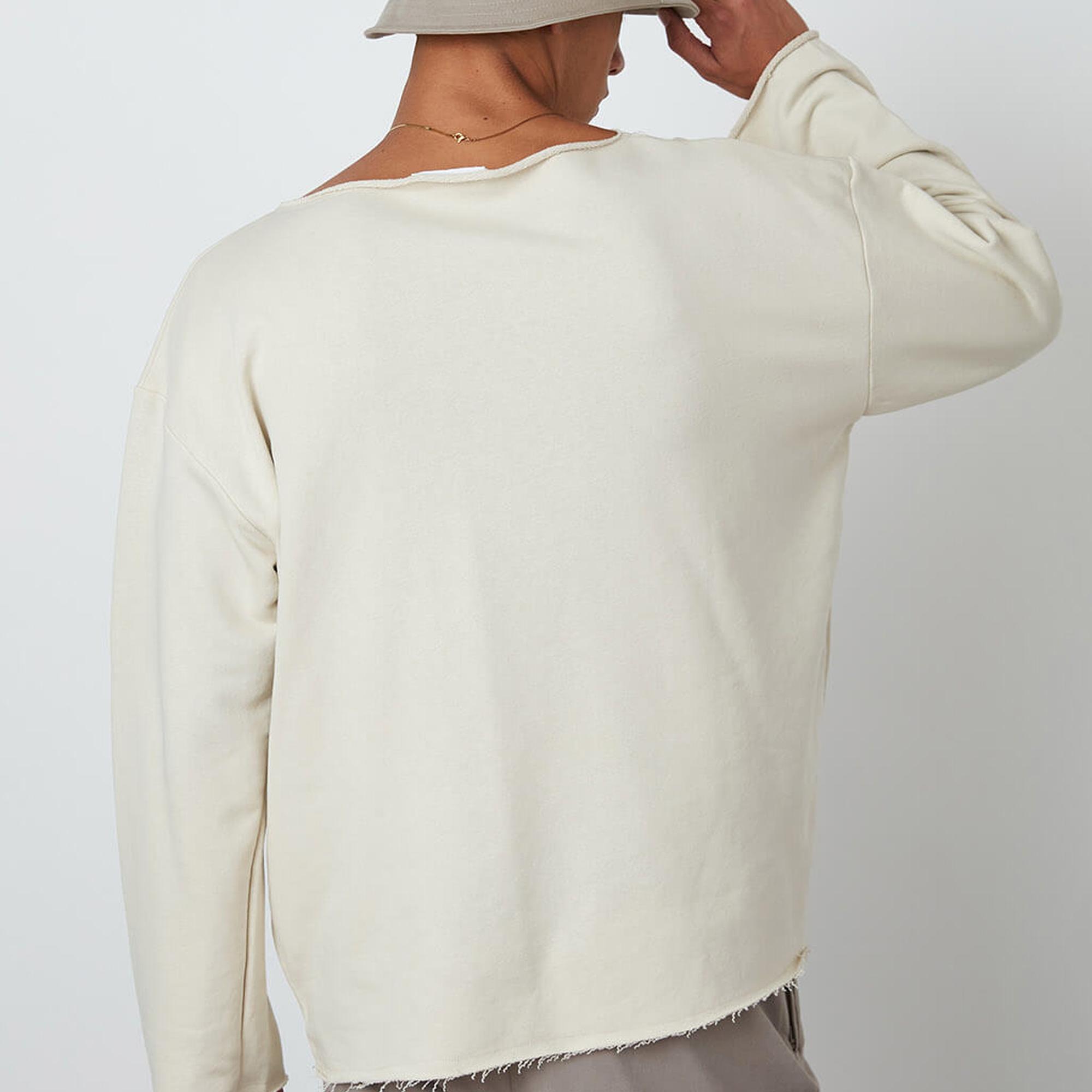 Kayık Yaka Sweatshirt