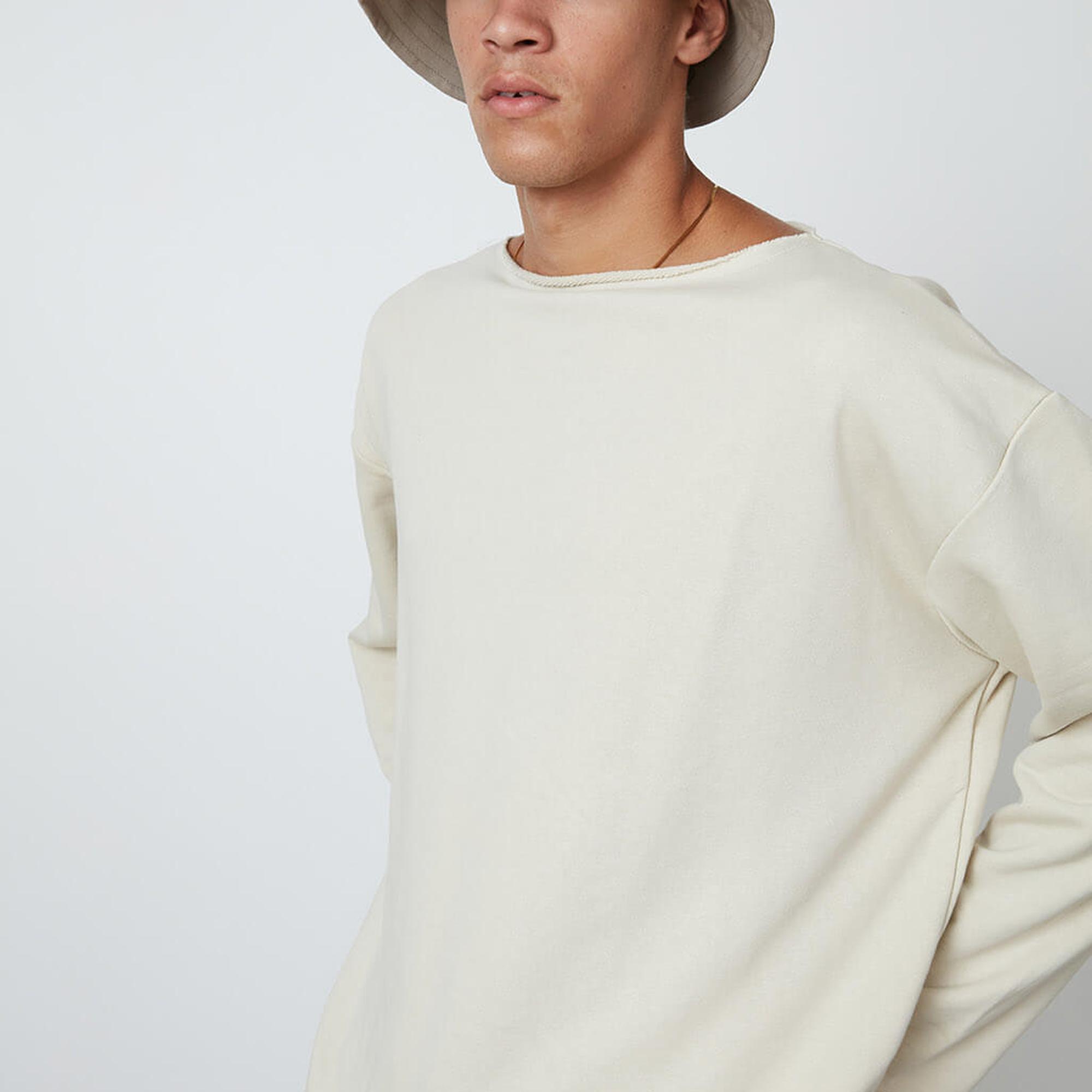 Kayık Yaka Sweatshirt