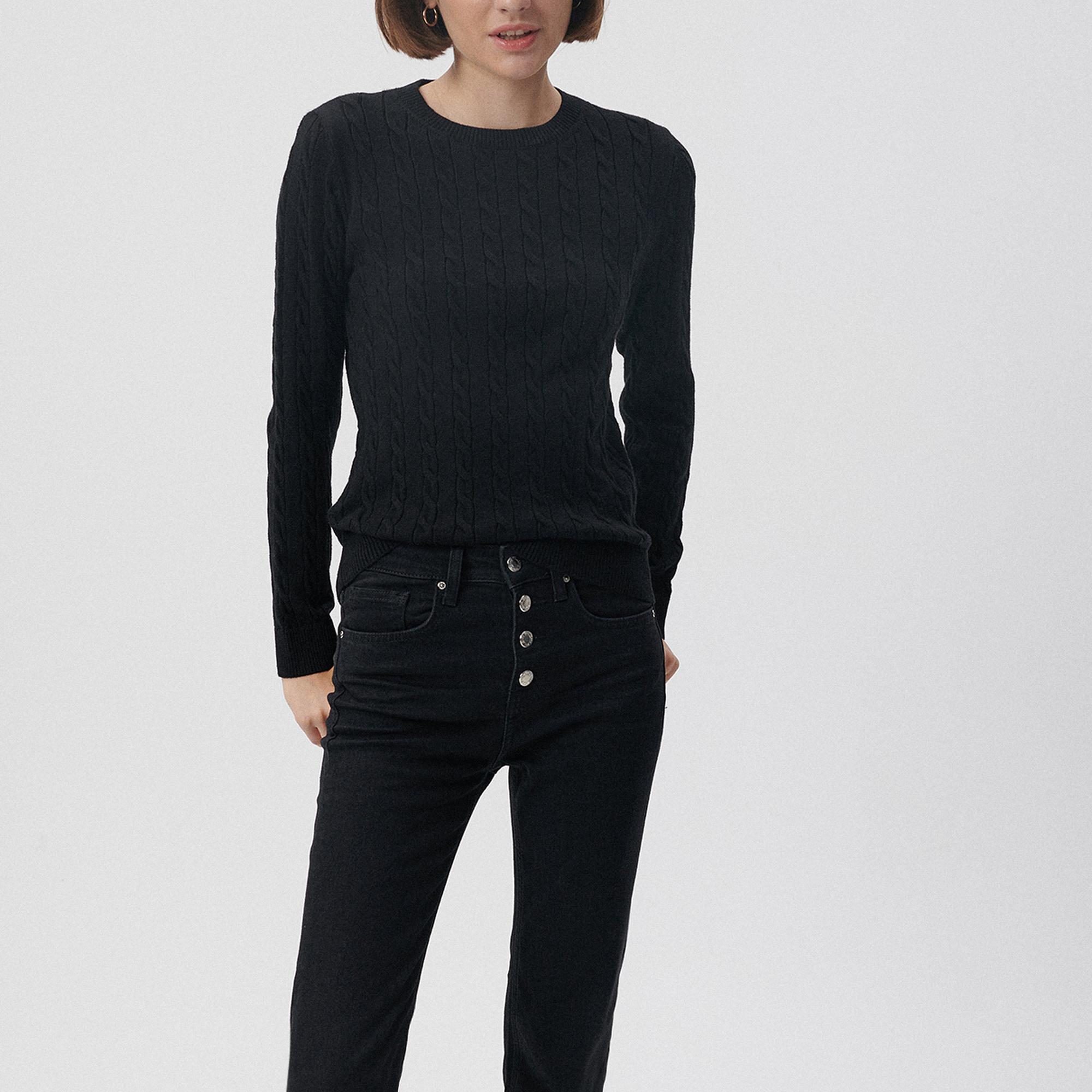 Mavi Bisiklet Yaka Siyah Kazak Slim Fit / Dar Kesim 1710341-900