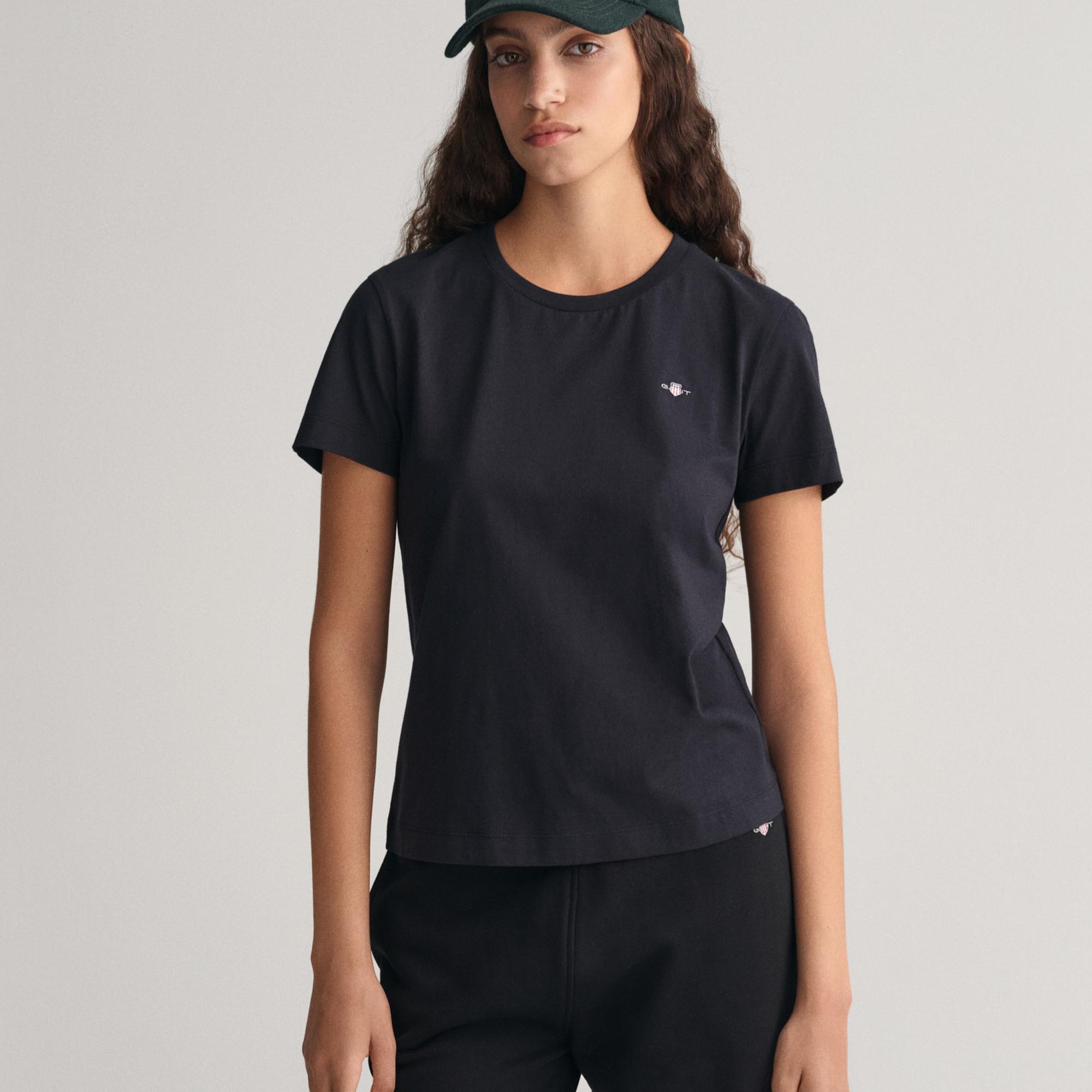 GANT Kadın Siyah Regular Fit Bisiklet Yaka T-Shirt