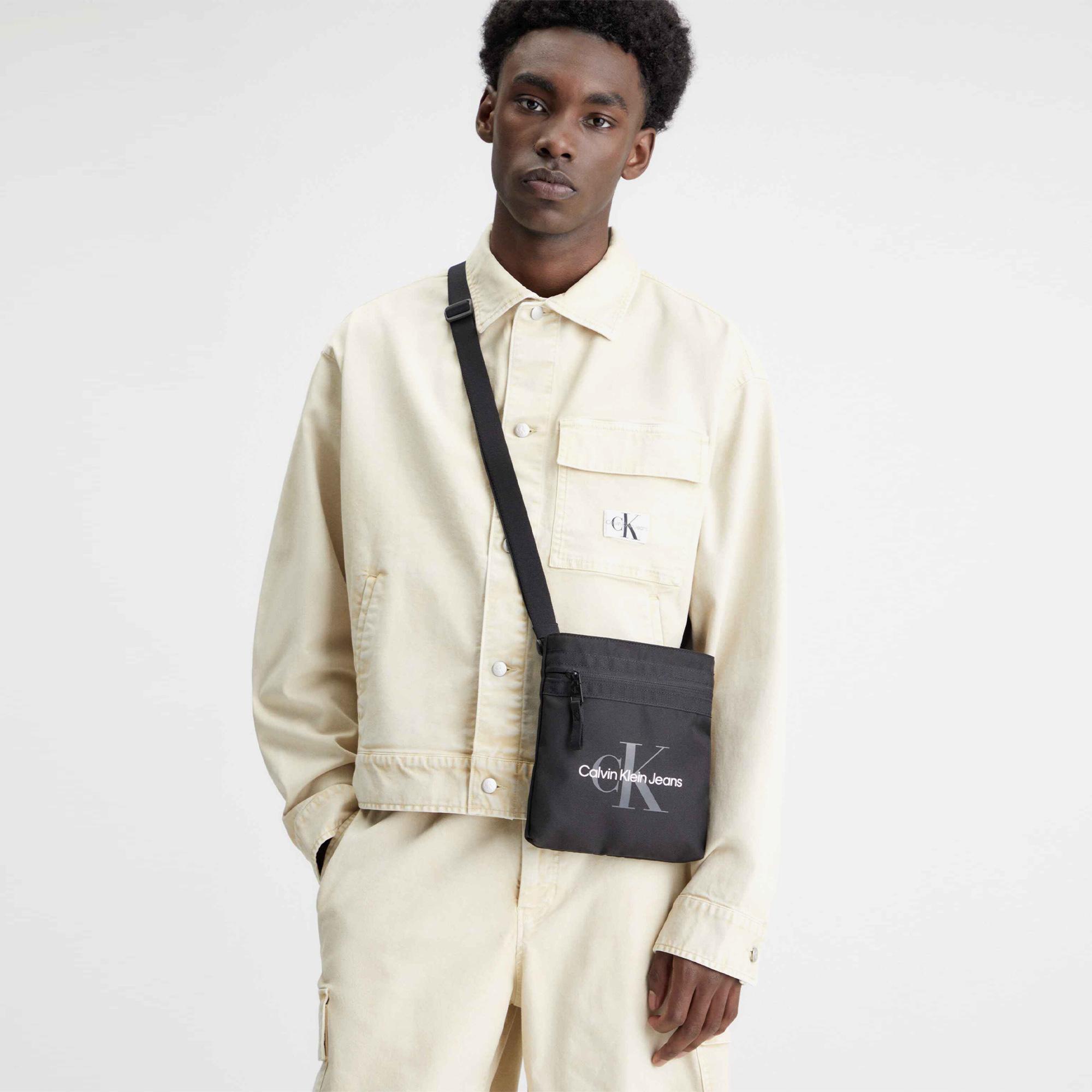 Calvin Klein Jeans Sport Essentials Erkek Siyah Postacı Çantası