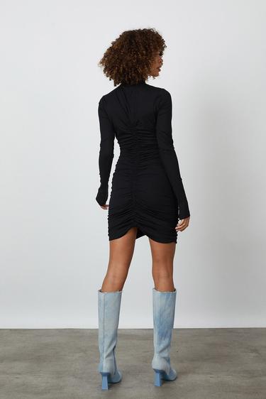  Drapeli Uzun Kollu Elbise