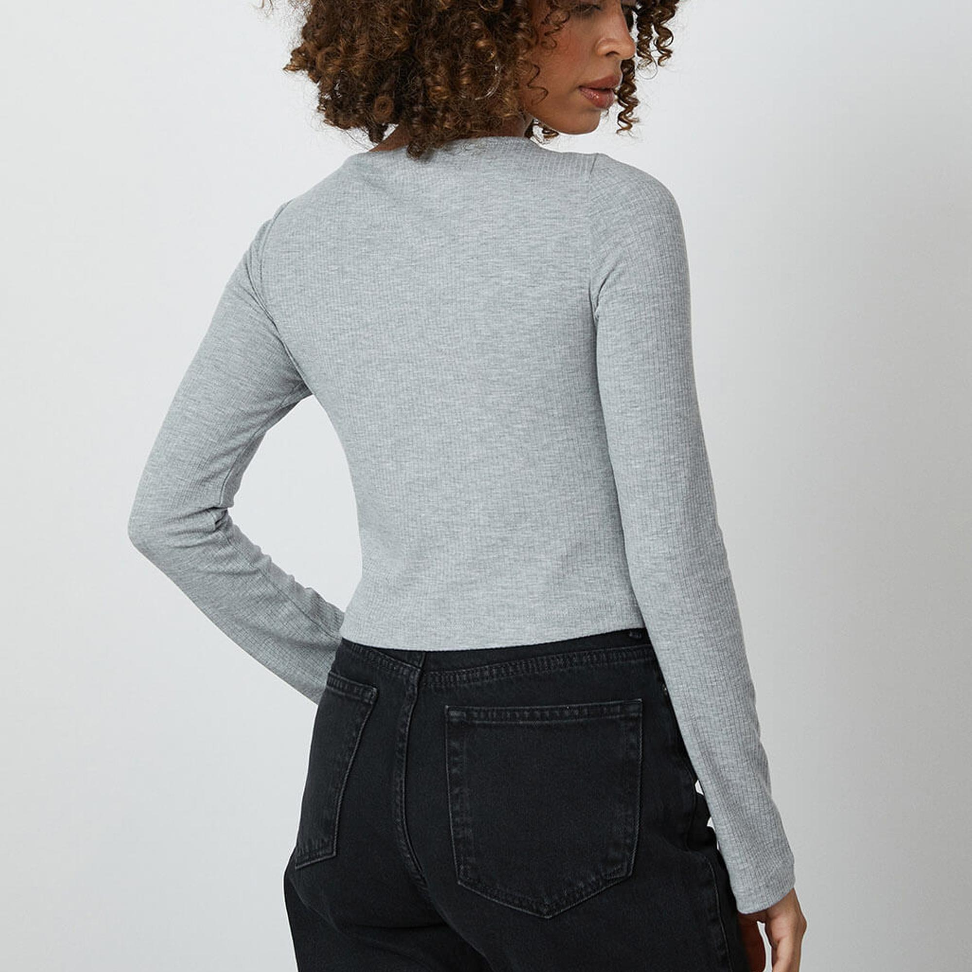 Önden Bağlamalı Bluz