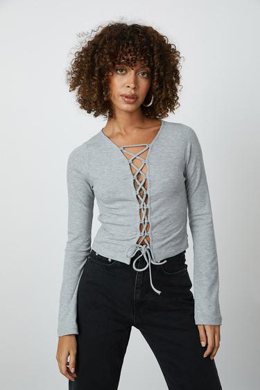  Önden Bağlamalı Bluz