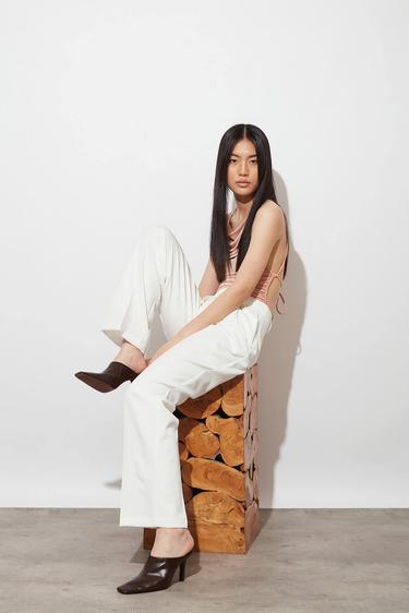  Sırtı Bağcık Detaylı Bodysuit