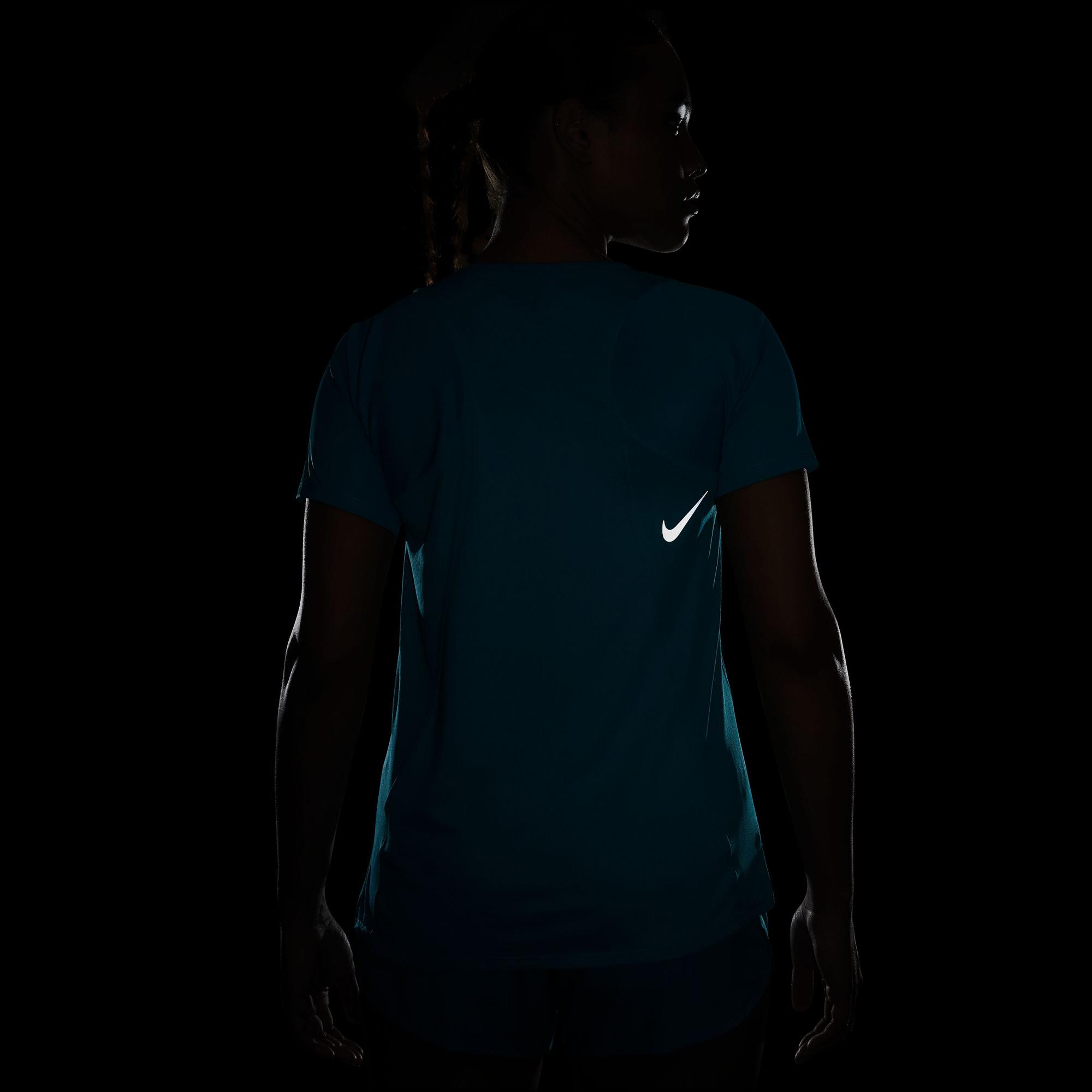 Nike Dri-FIT Race Kadın Mavi T-Shirt
