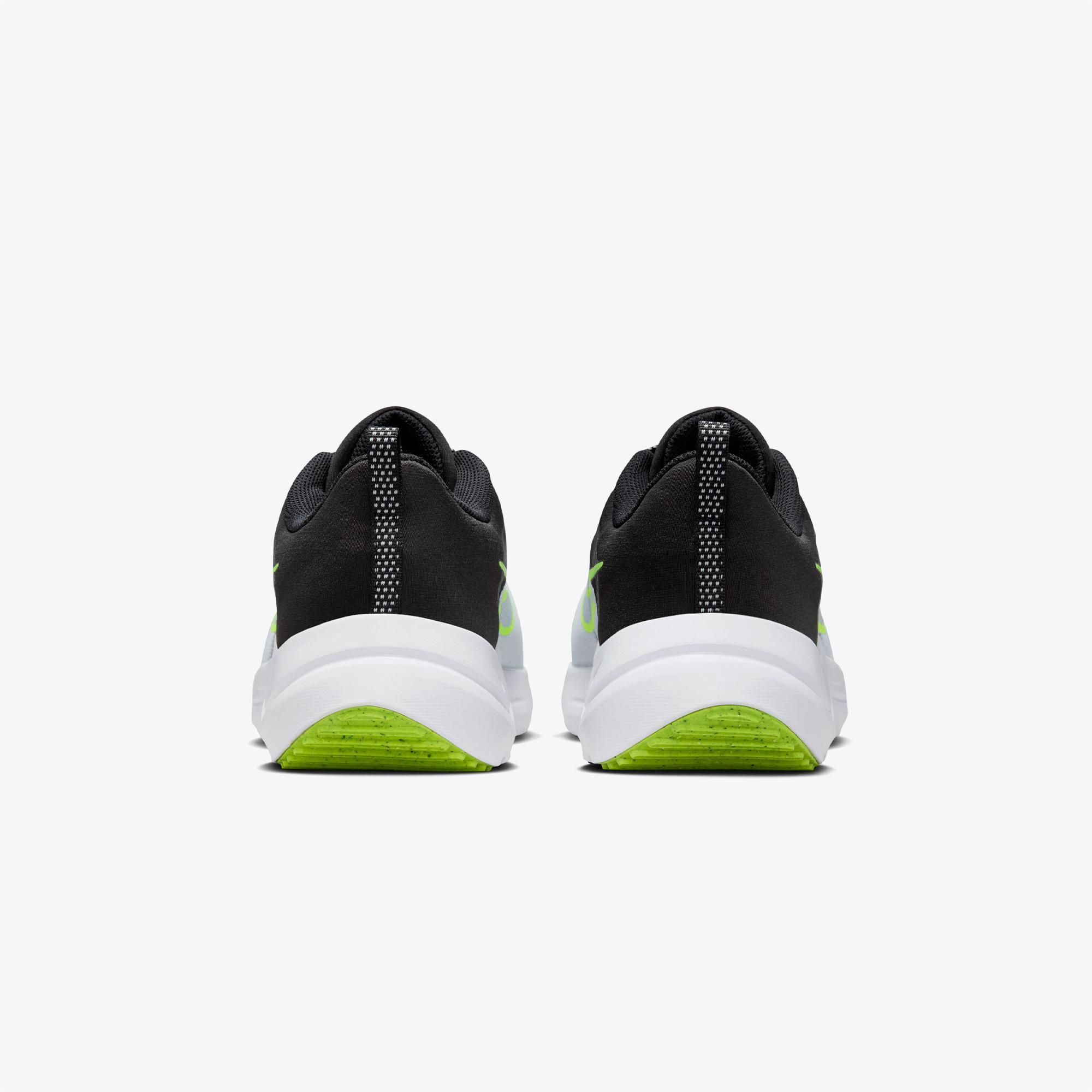 Nike Downshifter 12 Erkek Gri Spor Ayakkabı