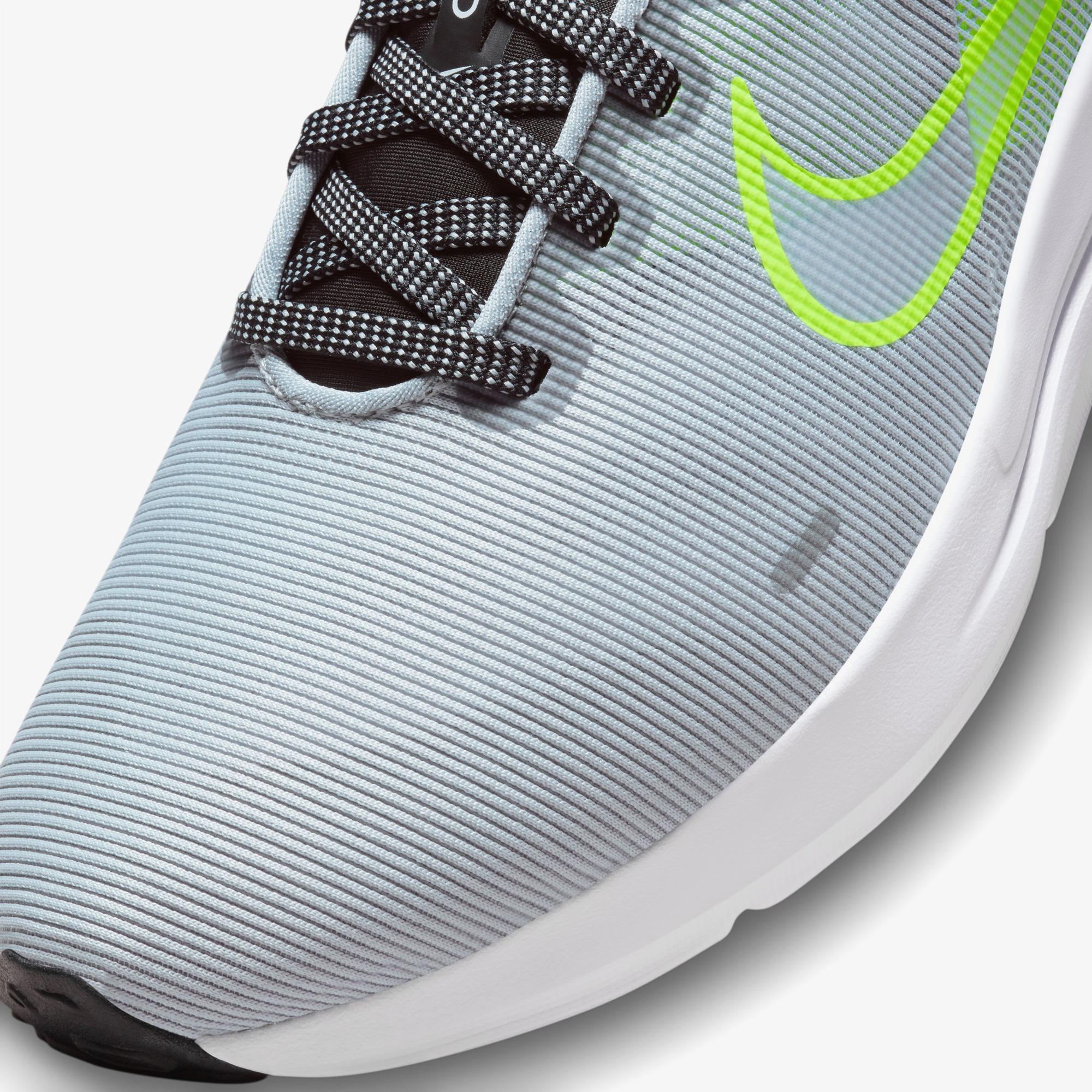 Nike Downshifter 12 Erkek Gri Spor Ayakkabı