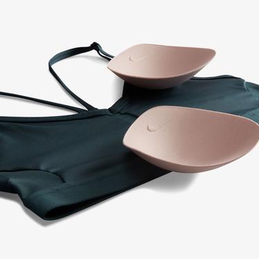  Nike Indy V-Neck Kadın Yeşil Bra