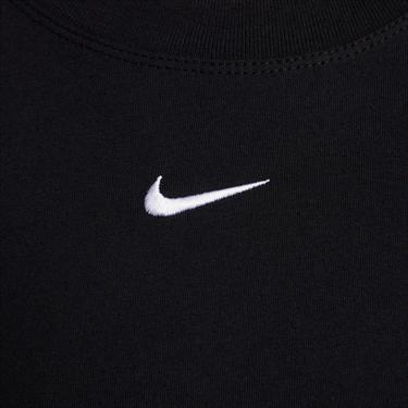  Nike Sportswear Essential Kadın Siyah T-Shirt