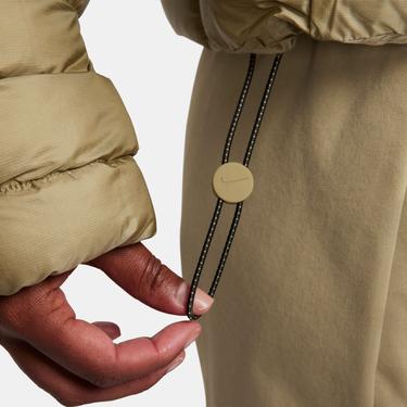  Nike Sportswear Swoosh Puffer PrimaLoft Kadın Haki Mont