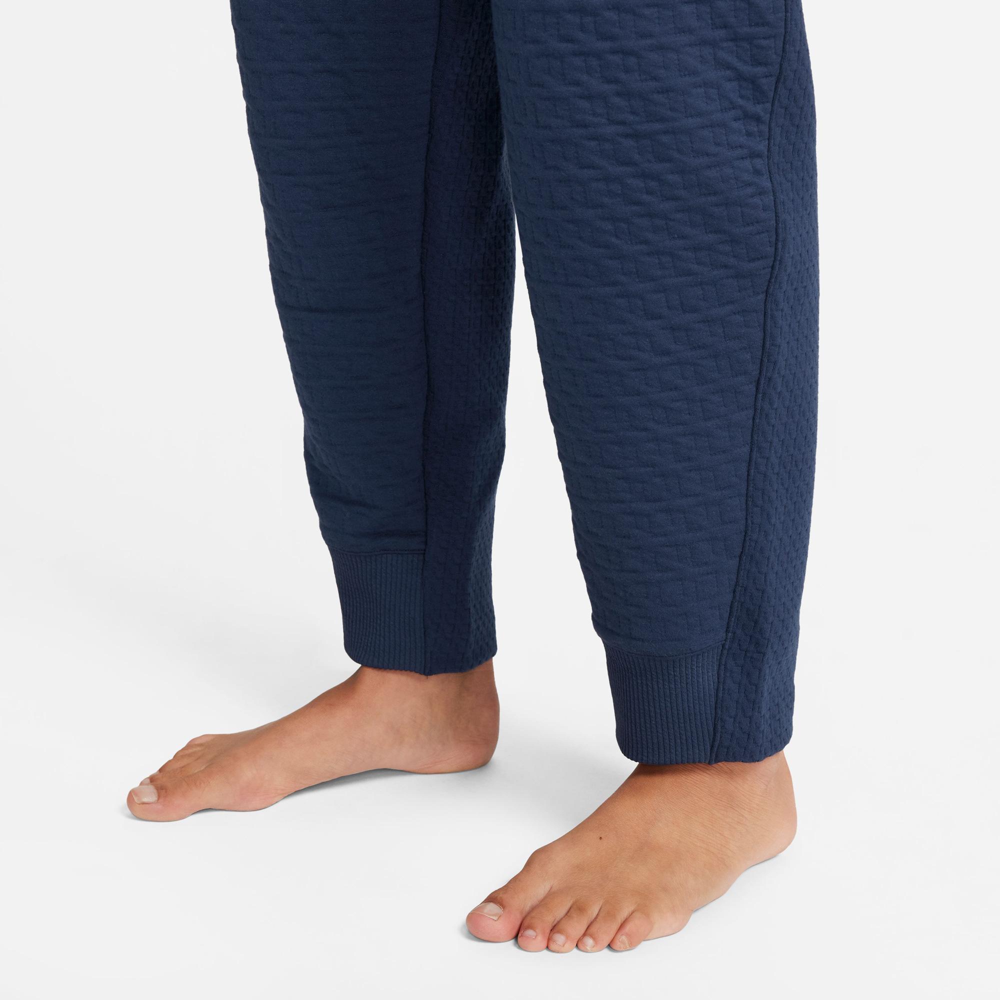 Nike Yoga Therma-FIT Adventure Fleece Kadın Lacivert Eşofman Altı