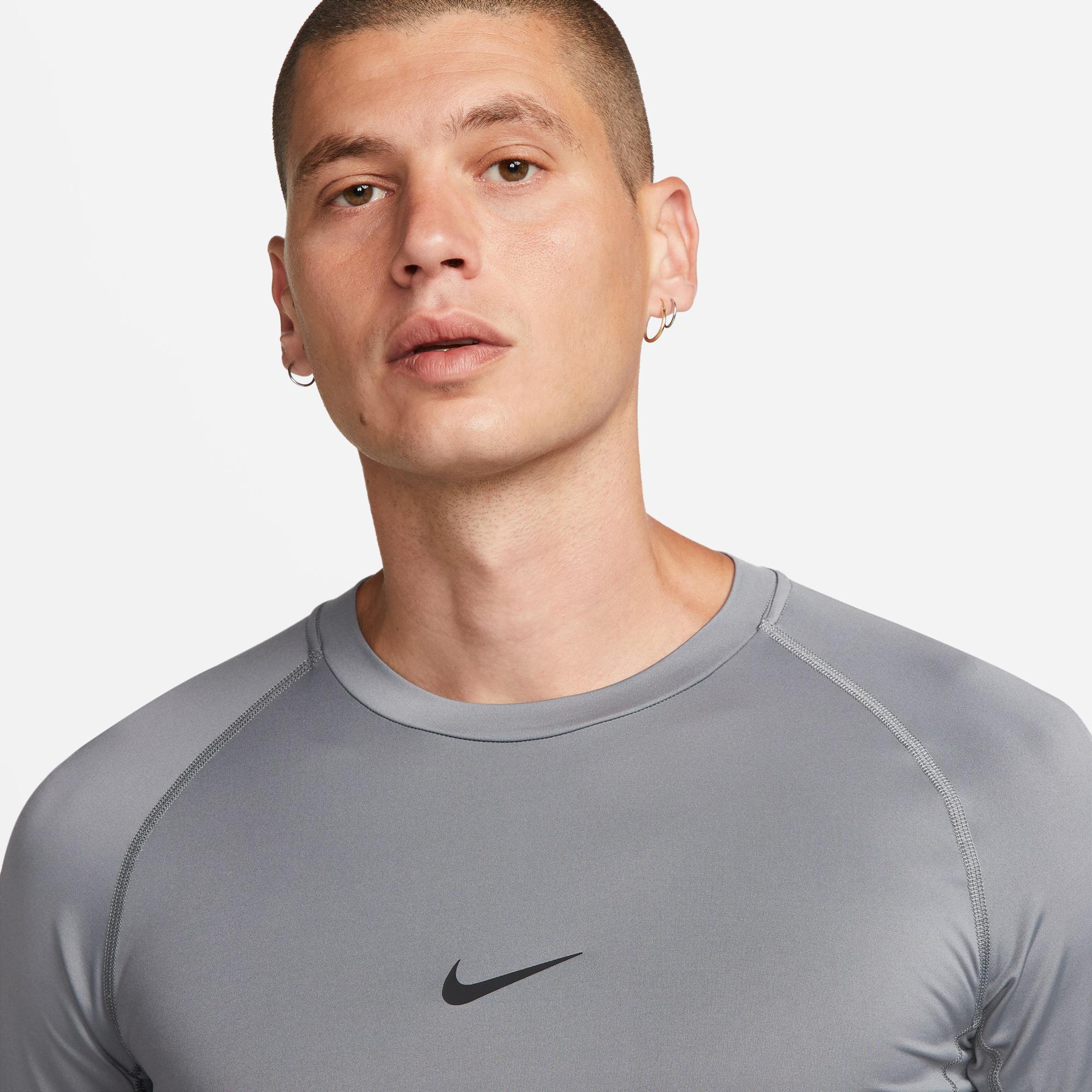 Nike Pro Dri-Fit Erkek Gri T-Shirt