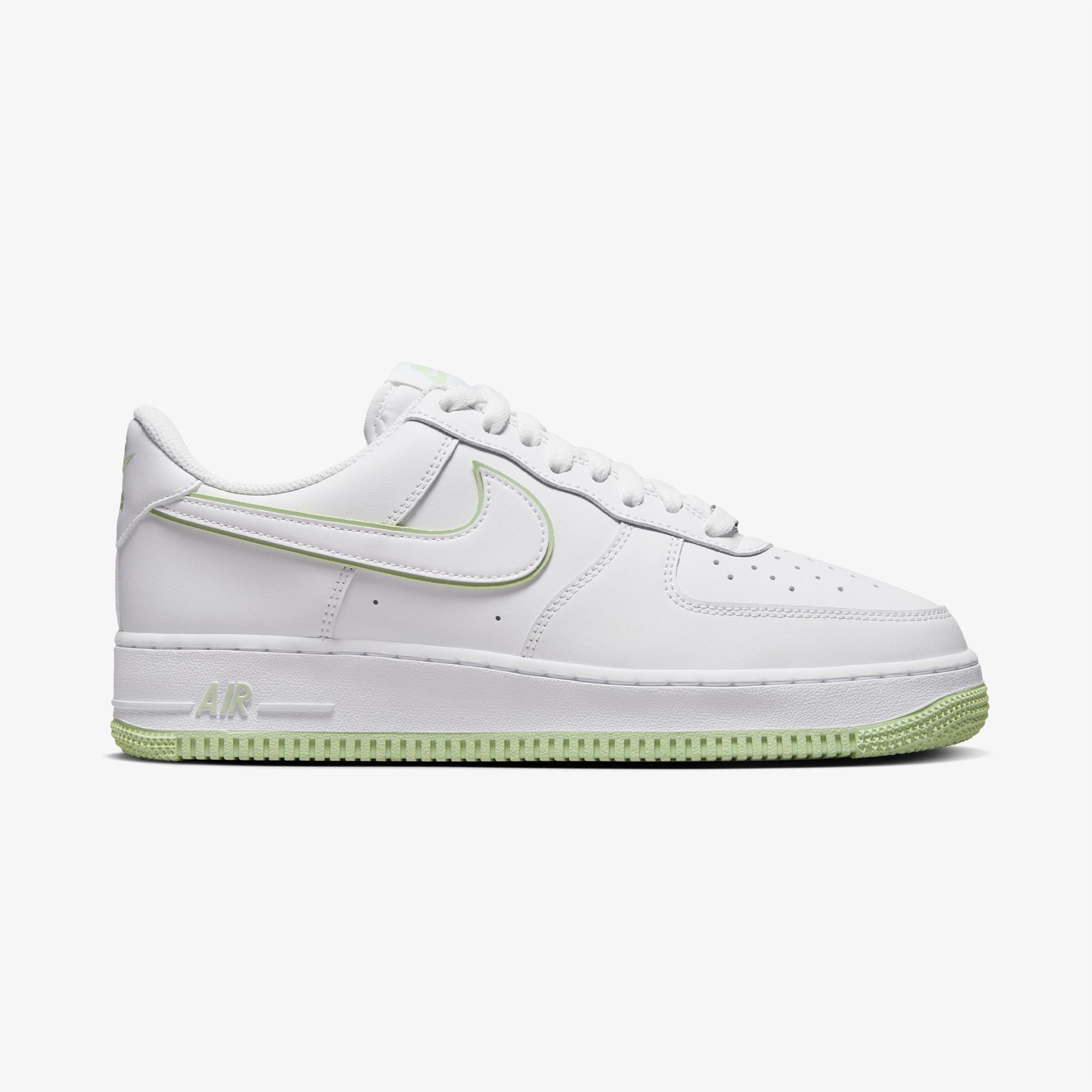 Nike Air Force 1 '07 Erkek Beyaz Spor Ayakkabı