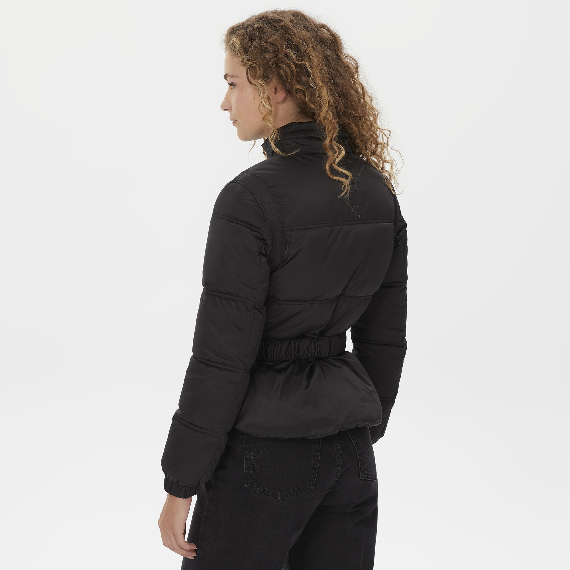 Guess Lucia Bum Puffa Kadın Siyah Mont