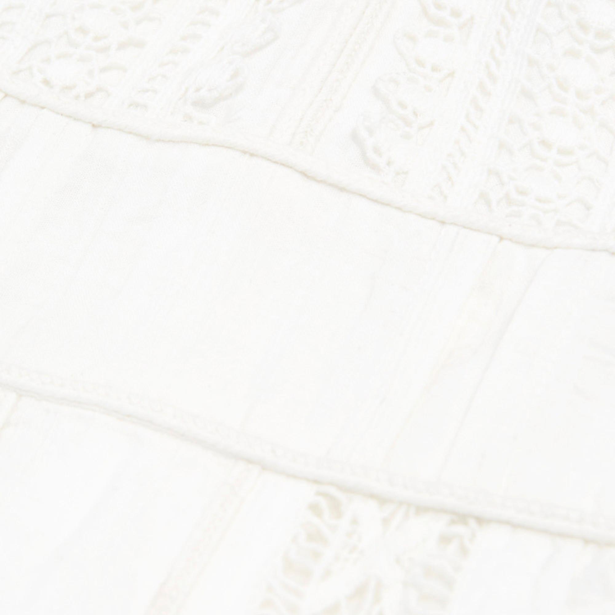 KADIN KOLSUZ BEYAZ NAKIŞLI UZUN ELBİSE