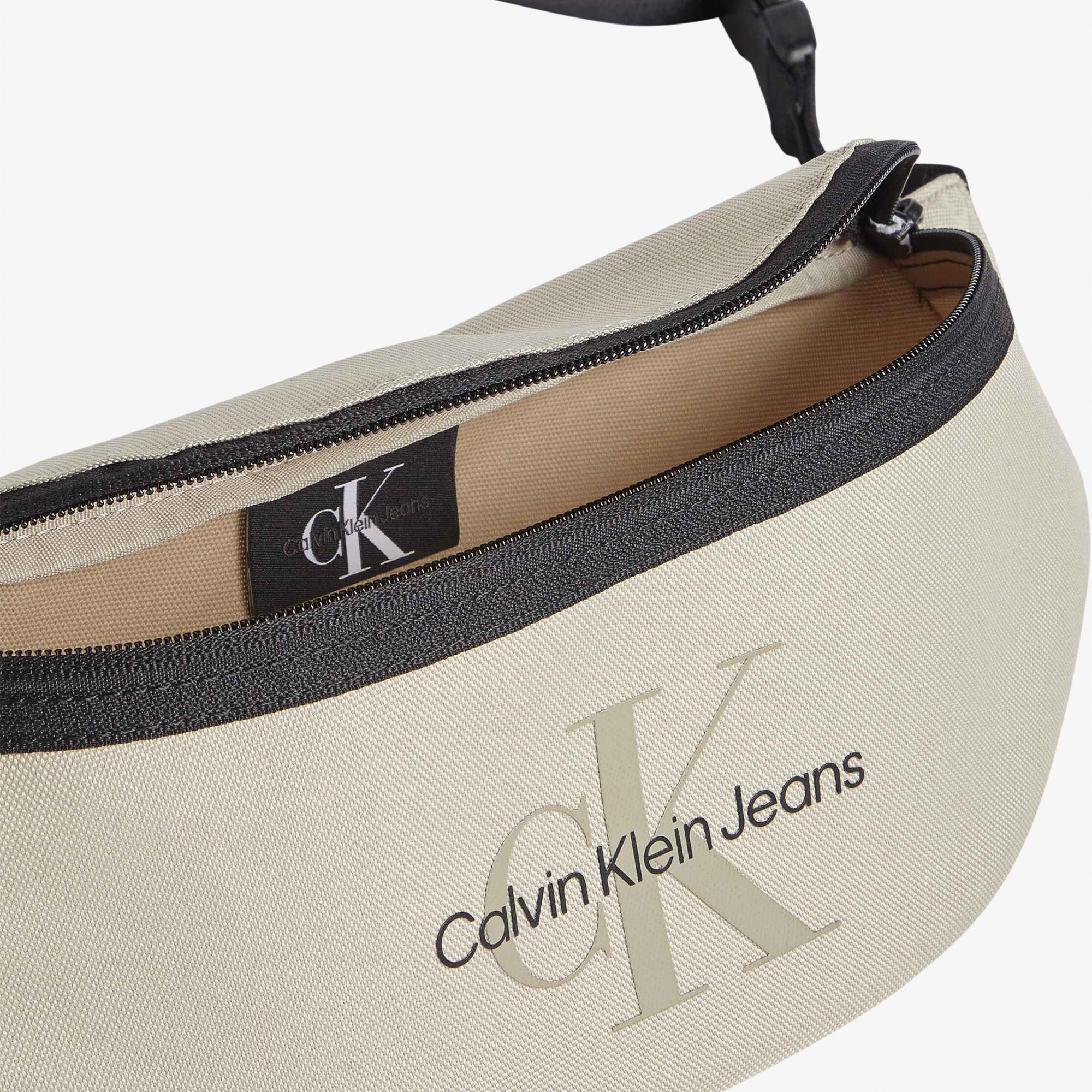 Calvin Klein Jeans Sport Essentials Erkek Gri Bel Çantası