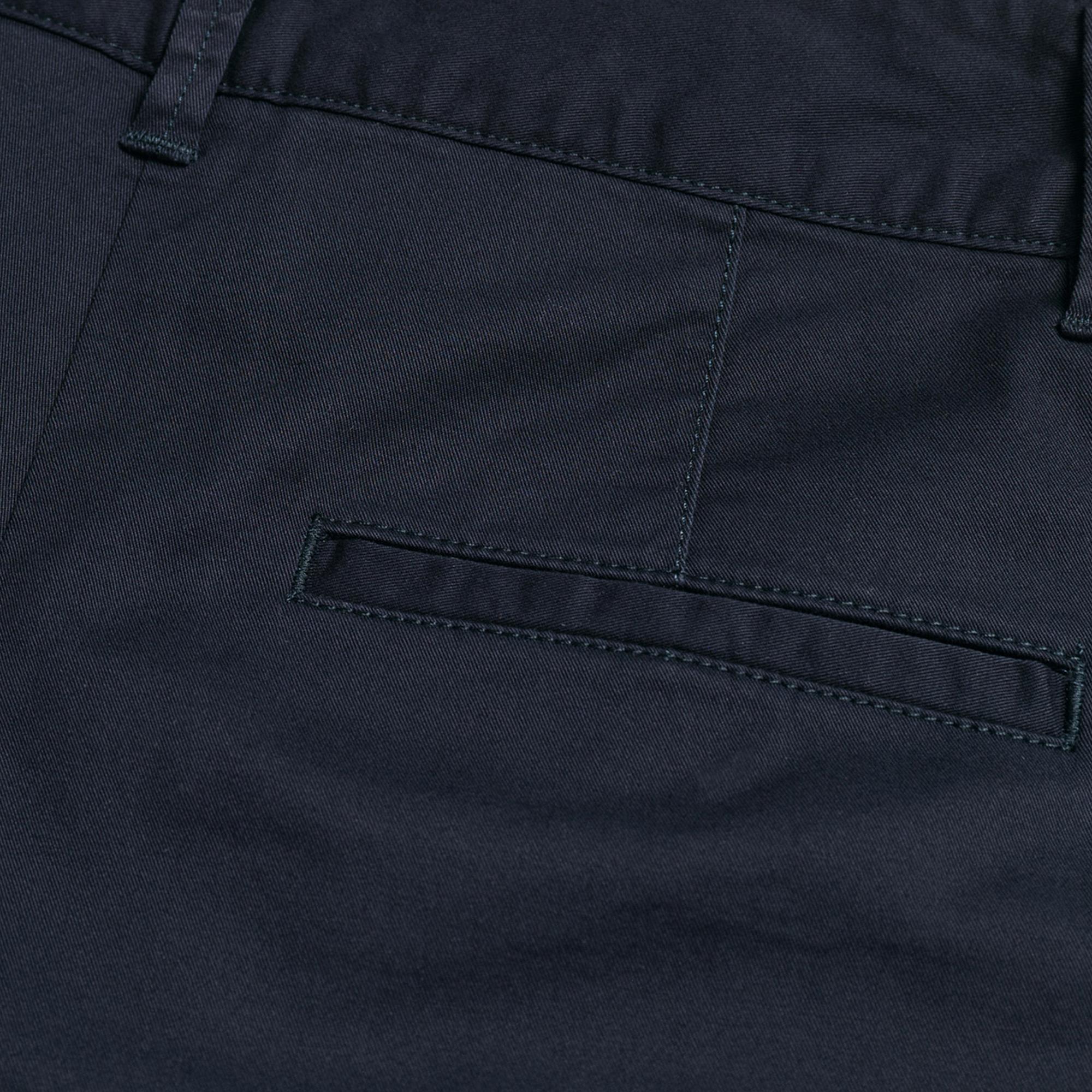 GANT Kadın Lacivert Slim Fit Şort