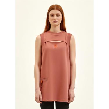  Nasaqu Kadın Sırtı Açık Nakışlı Gül Kurusu T-Shirt