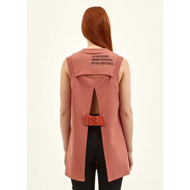  Nasaqu Kadın Sırtı Açık Nakışlı Gül Kurusu T-Shirt