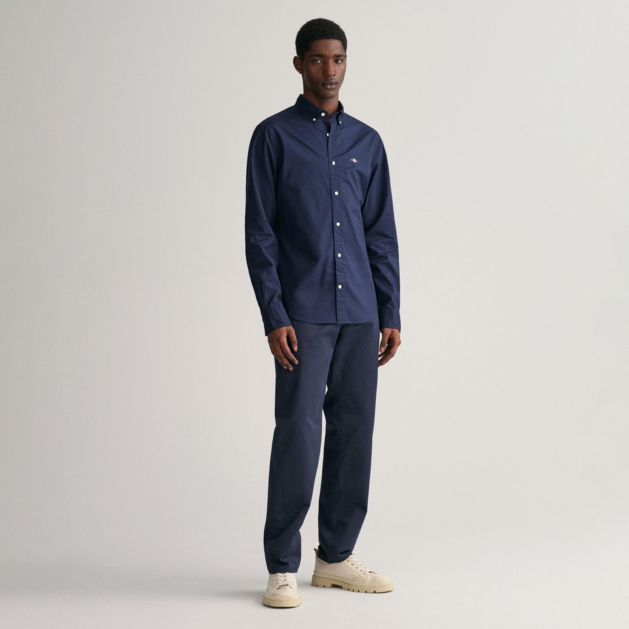 GANT Erkek Lacivert Slim Fit Düğmeli Yaka Broadcloth Gömlek