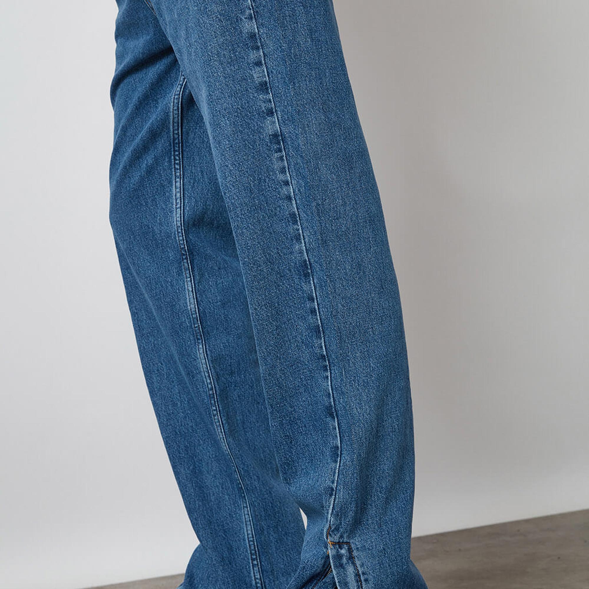 Fermuar Detaylı Relaxed Jean