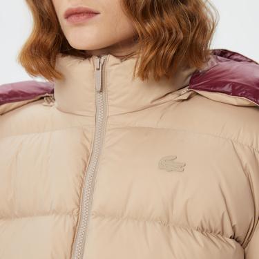  Lacoste Kapüşonlu Kapitone Kadın Bej Mont