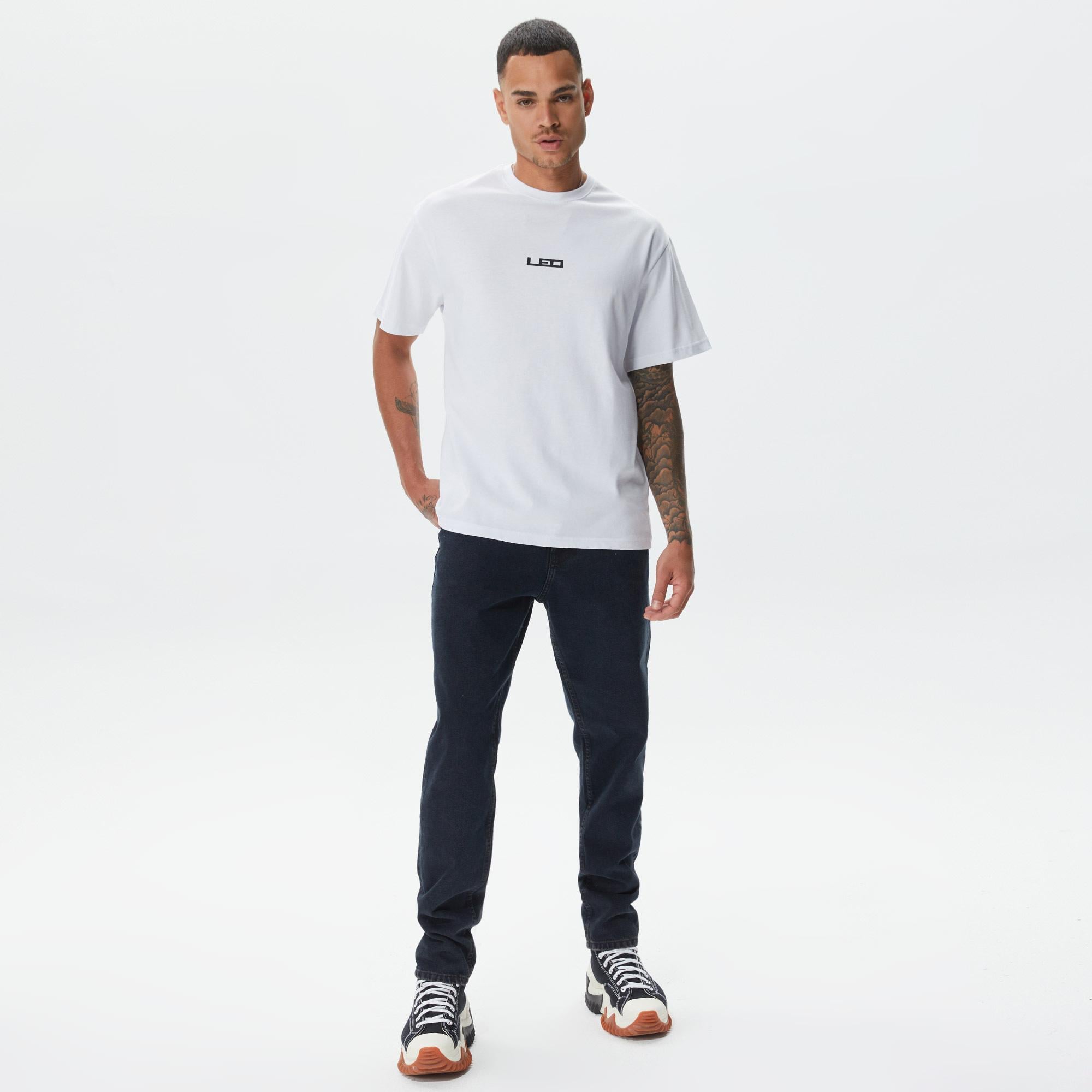 Leo Lunatic Service Erkek Beyaz T-Shirt