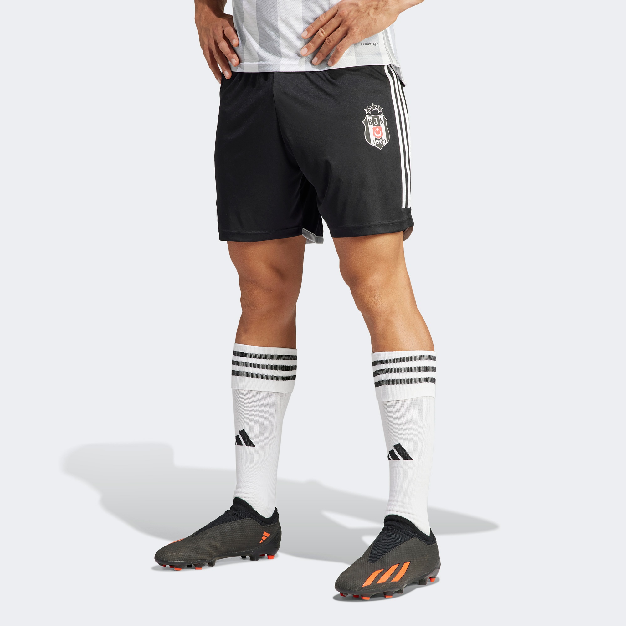adidas BJK Erkek Siyah Futbol Şortu