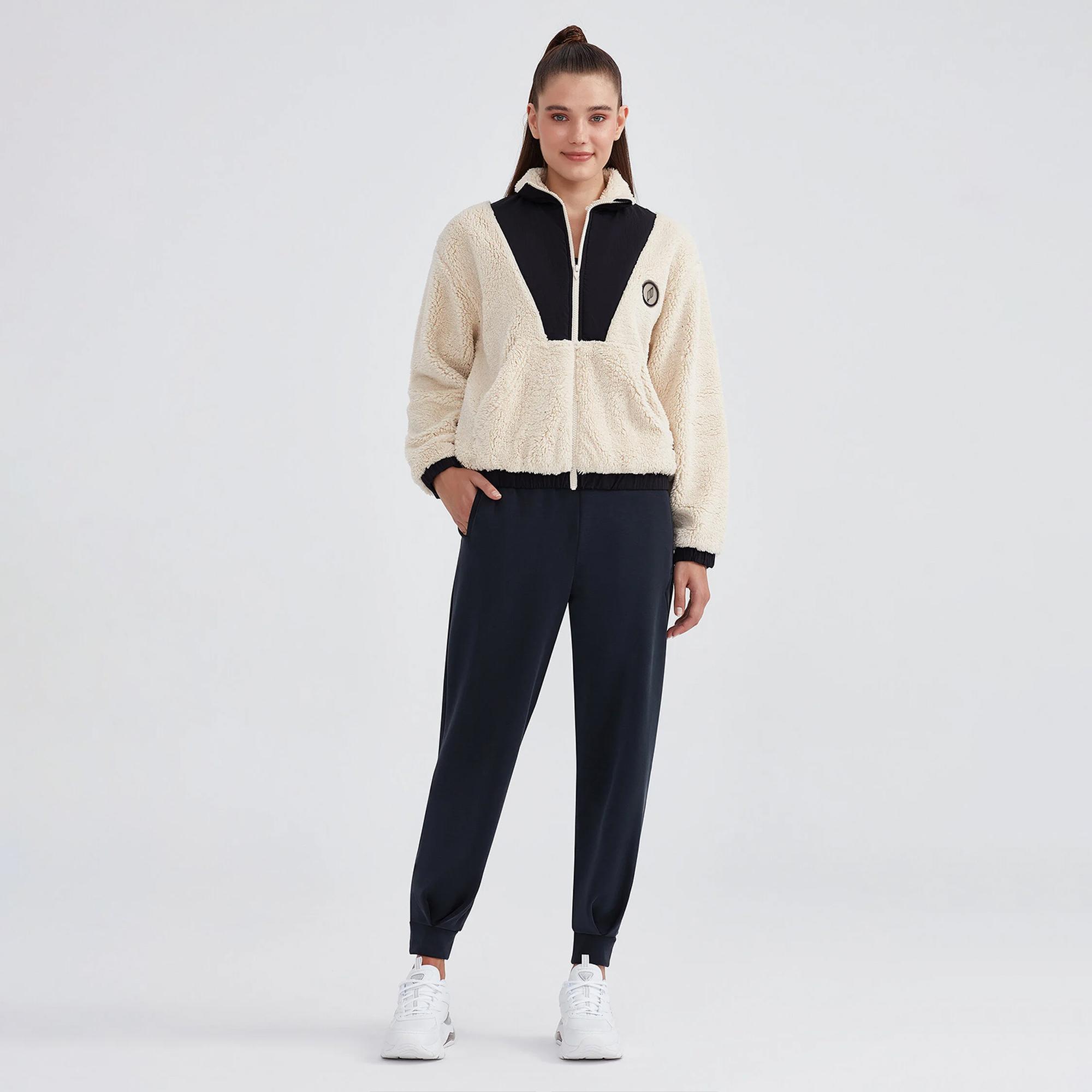 Skechers Fleece Full Zip Kadın Krem Günlük Sweatshirt