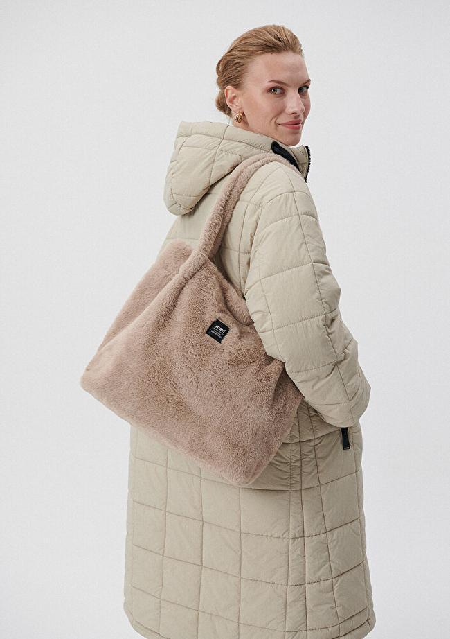  Mavi Bej Peluş Omuz Çantası 197617-34523