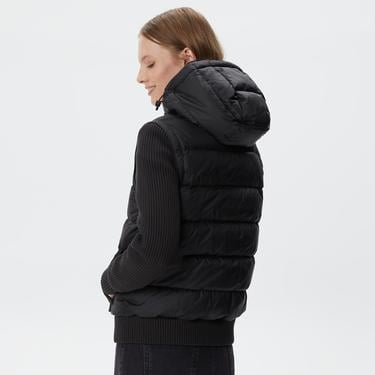  Kadın Kapüşonlu Kapitone Siyah Mont