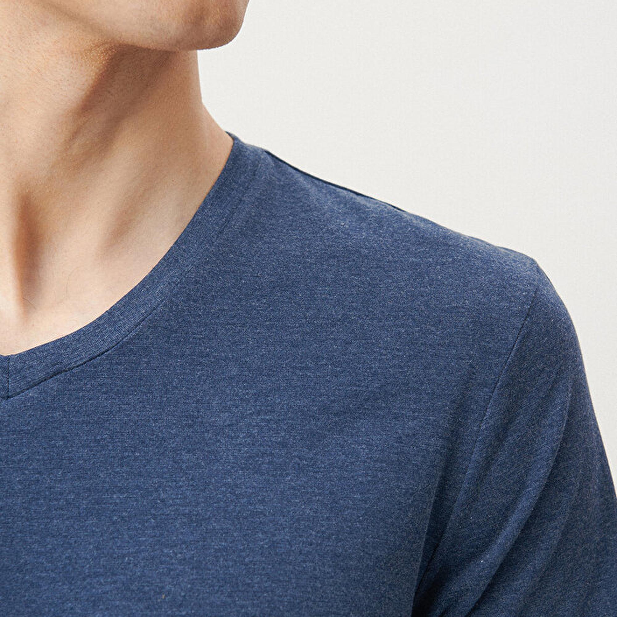 Mavi V Yaka Streç Mavi Basic Tişört Fitted / Vücuda Oturan Kesim 061748-18790