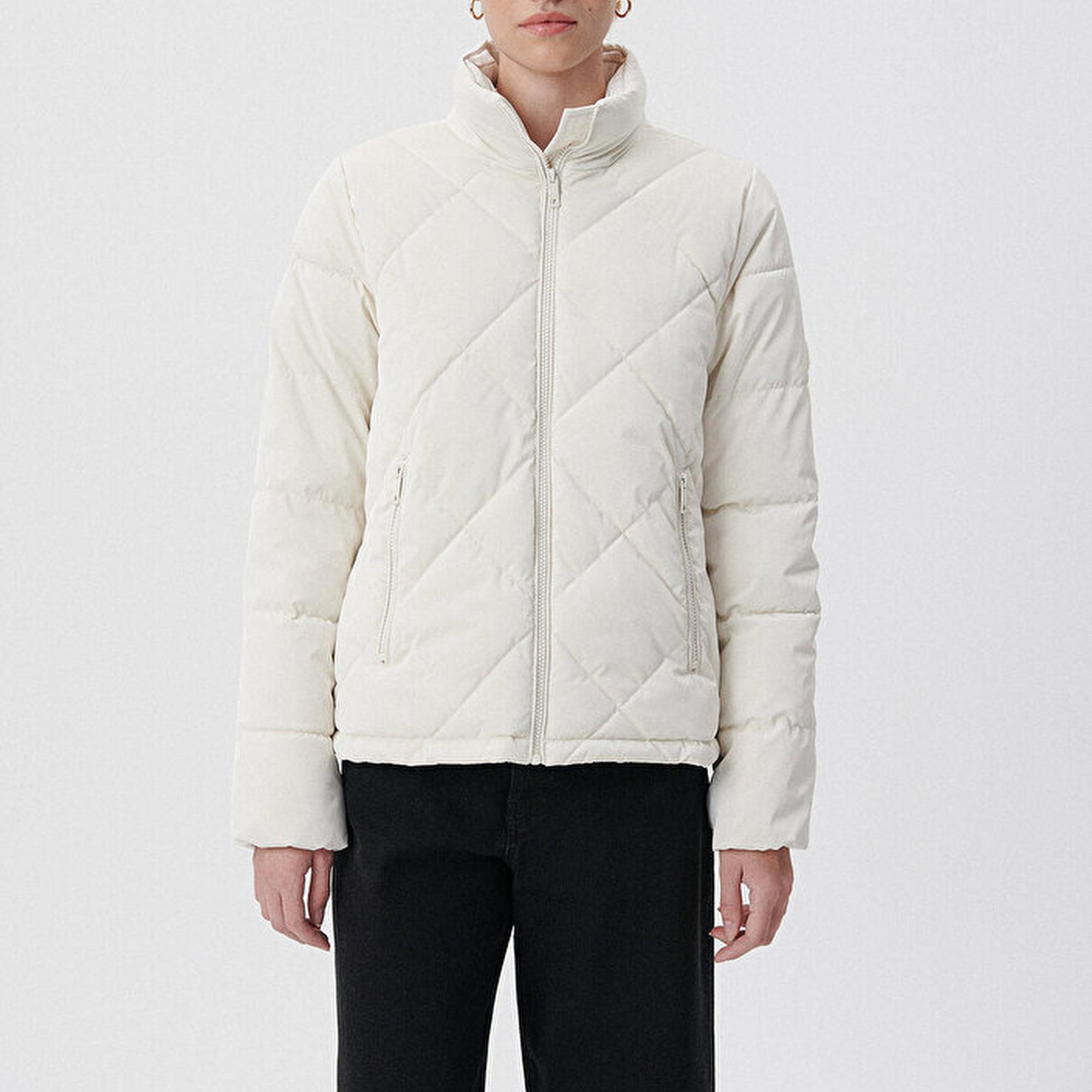 Mavi Premium Kapitone Beyaz Şişme Mont 1110230-70057