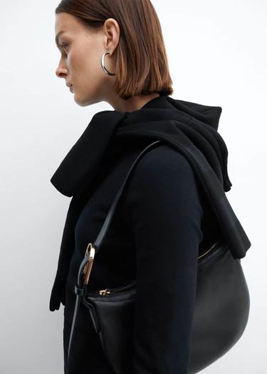  Mango Kadın Yandan Büzgülü Detaylı Elbise Siyah