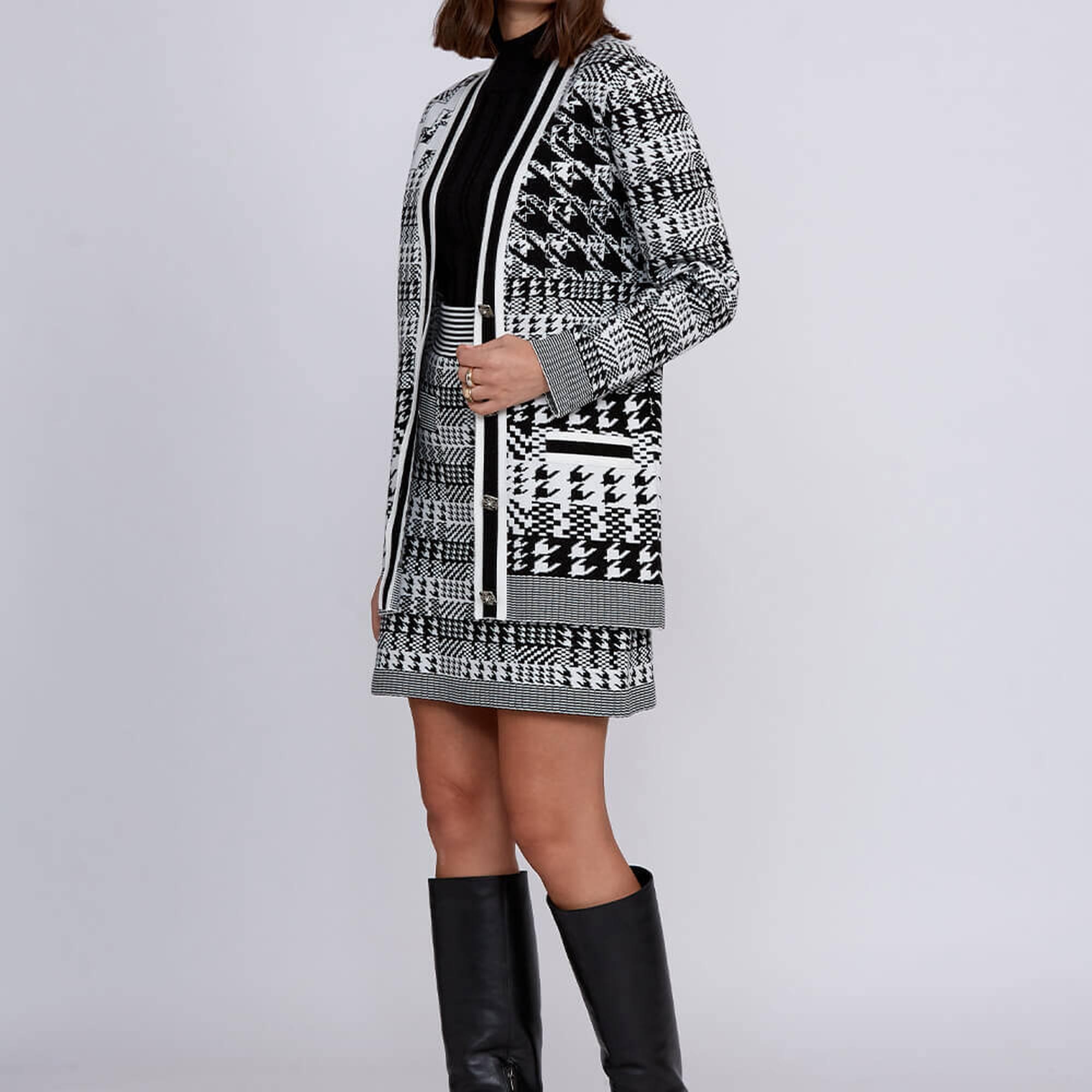 Knitss Geometrik Kaz Ayağı Desenli Siyah Beyaz Triko Hırka