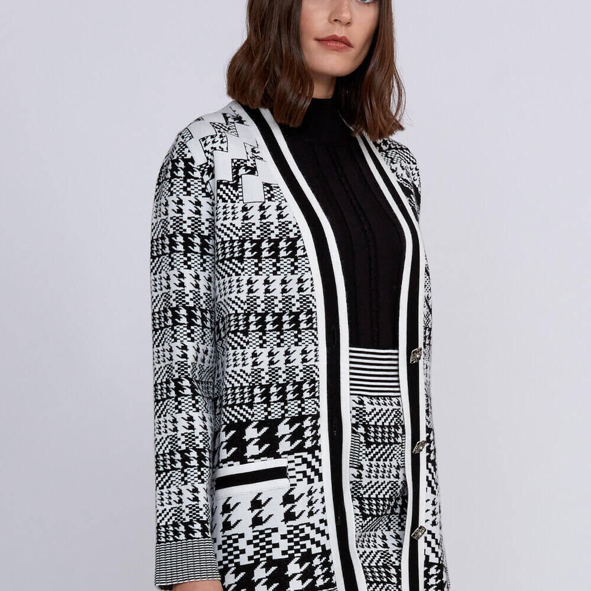 Knitss Geometrik Kaz Ayağı Desenli Siyah Beyaz Triko Hırka