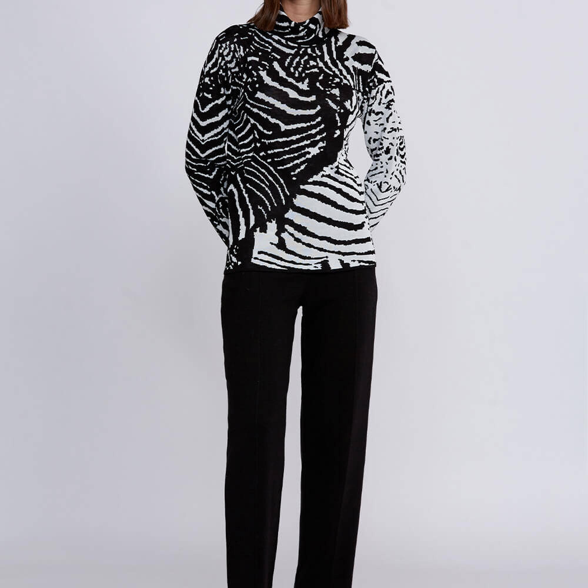 Knitss İntarsia Jakar Desenli Siyah Beyaz Triko