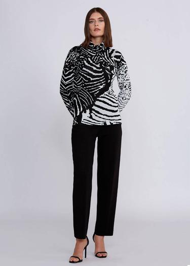  Knitss İntarsia Jakar Desenli Siyah Beyaz Triko